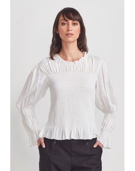 True Top (White) - Tops : Just Looking - Verge W23 SALE 25%