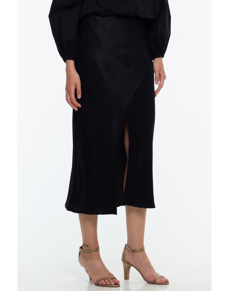 Elevate Skirt (Black)