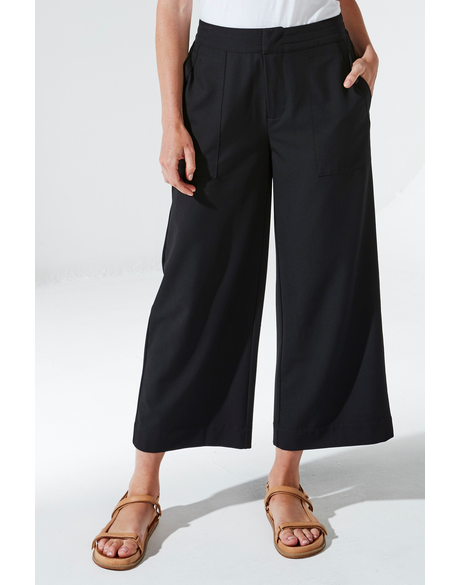 Noble Wide Leg Capri (Black)