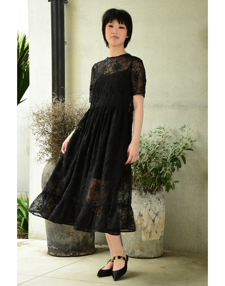 Petal To The Metal Dress (Black)