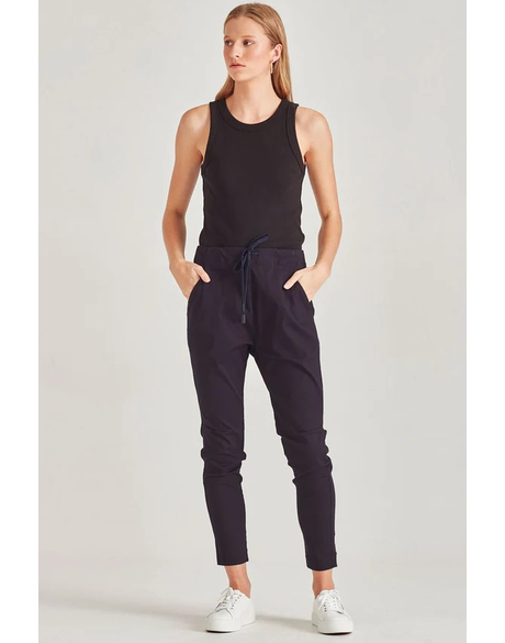 Emily Jogger (Navy)